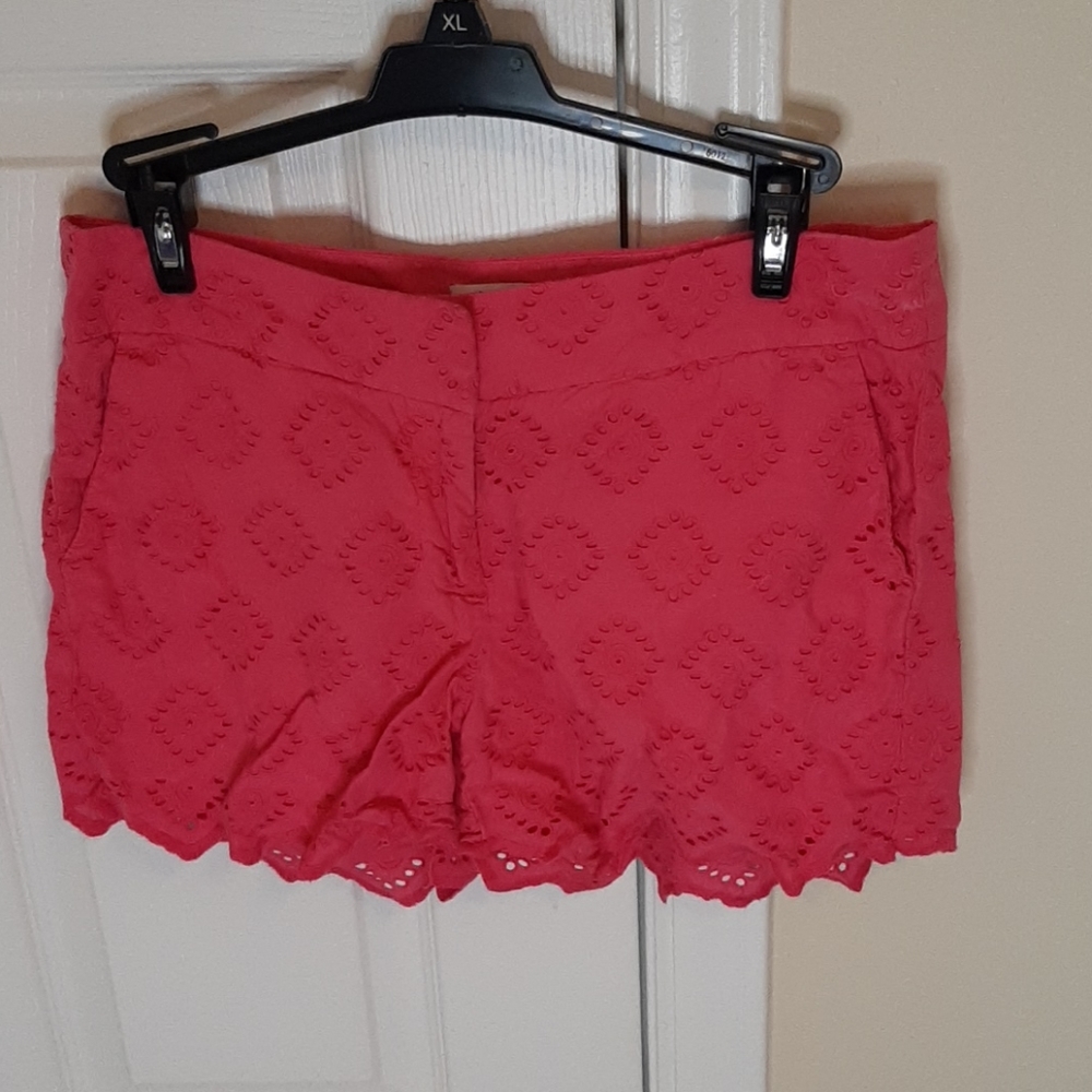 Crown & Ivy dress shorts, Size 4, Pink